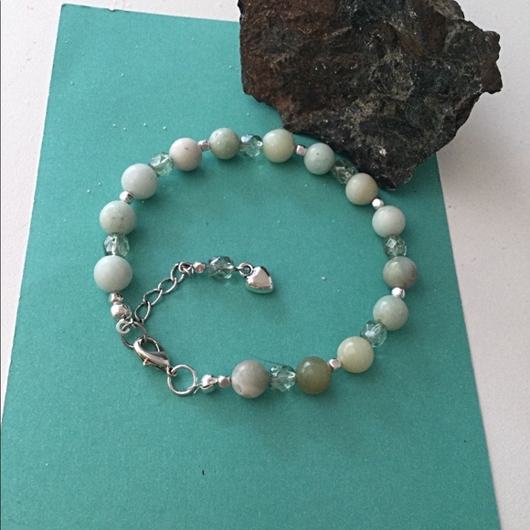 SUMMER SPECIAL 🎄 Light Green Moonstone Bracelet, Crystal Bracelet. Gift - Picture 5 of 10
